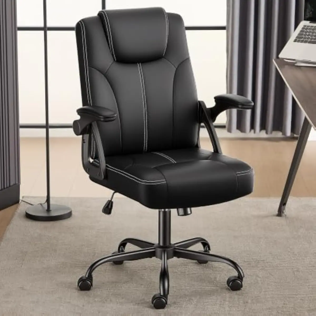 Office Chair - 360도 회전이 가능한 베이스와 최대 125도까지